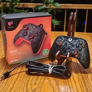 Neon Atomic Carbon X-Box Controller
